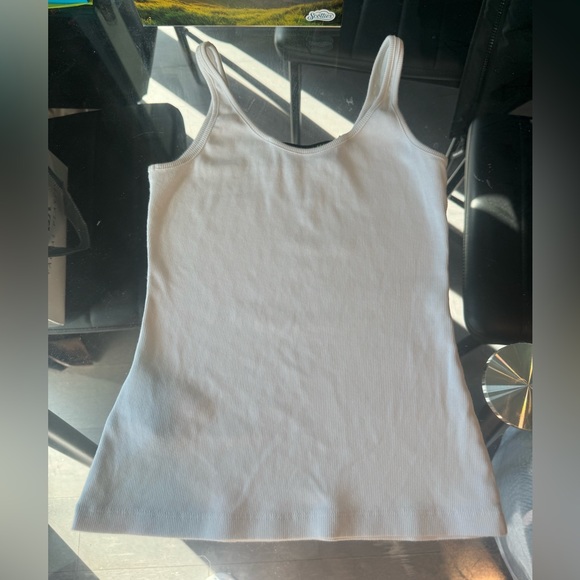 Off white fitted tank top - Picture 3 of 4
